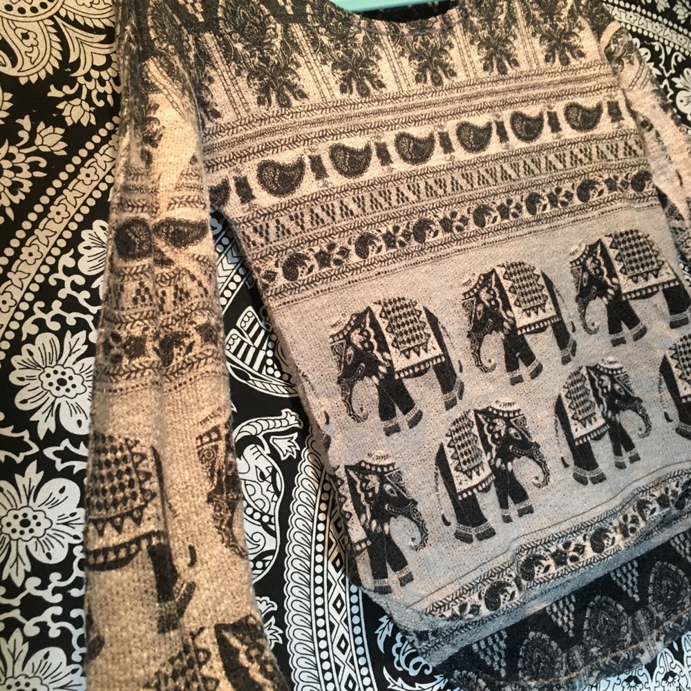 Sweater - Picture 2 of 2